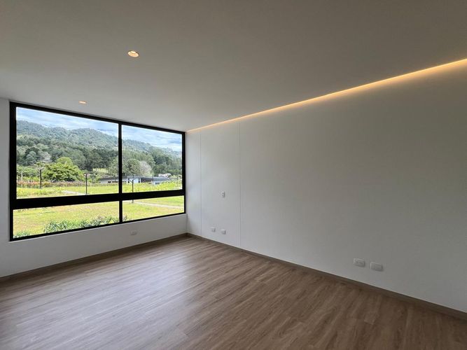 Apartamento de 3 alcobas en venta en El Porvenir, Rionegro, 212 m² · foto 9 de 19