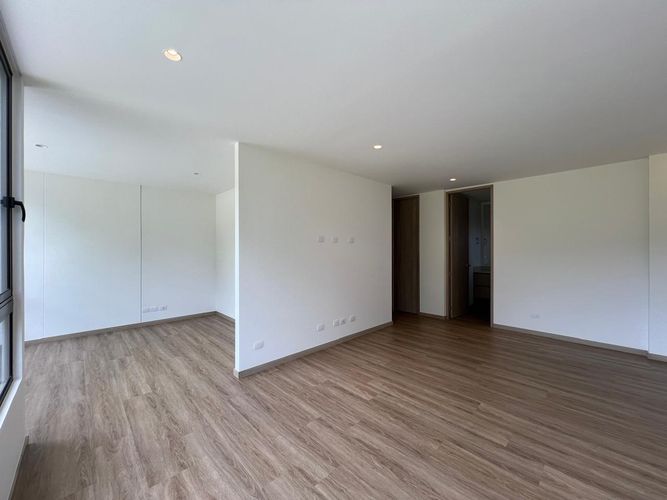 Apartamento de 3 alcobas en arriendo en El Porvenir, Rionegro, 212 m² · foto 13 de 19