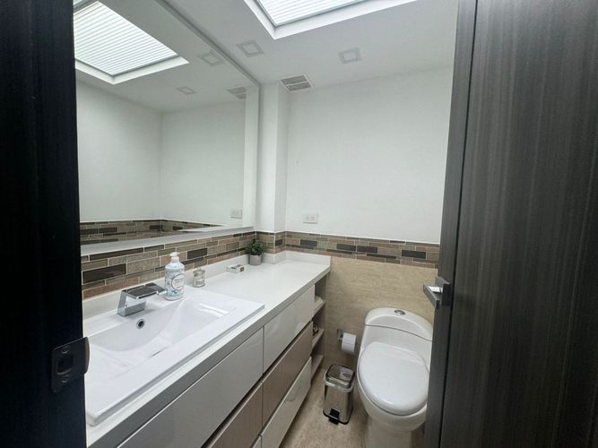 Apartamento de 3 alcobas en venta en Cerros De Suba, Bogotá, 300 m² · foto 9 de 22