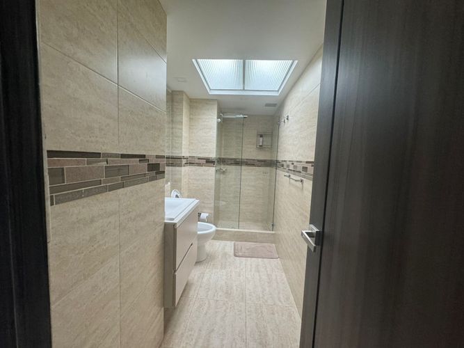 Apartamento de 3 alcobas en venta en Cerros De Suba, Bogotá, 300 m² · foto 11 de 22
