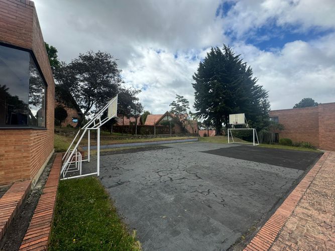 Apartamento de 3 alcobas en venta en Cerros De Suba, Bogotá, 300 m² · foto 17 de 22