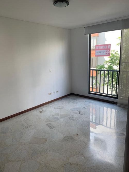 Apartamento de 3 alcobas en venta en Ciudad Jardin, Cali, 125 m² · foto 4 de 17