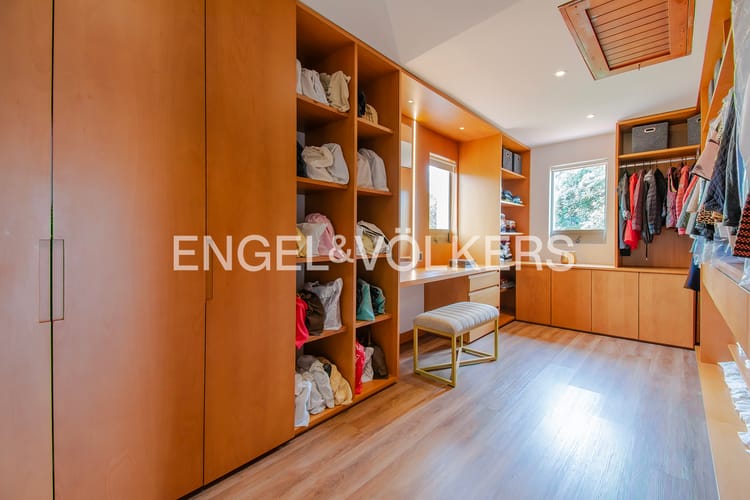 Casa de 4 alcobas en venta en Guaymaral, Bogotá, 328 m² · foto 15 de 20