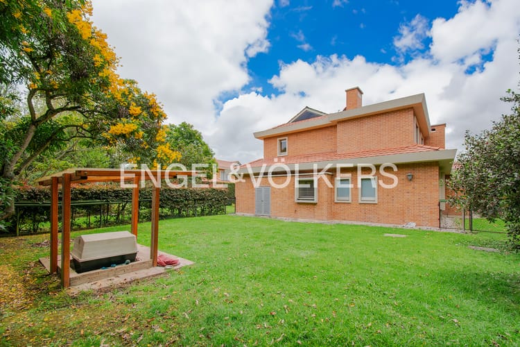 Casa de 4 alcobas en venta en Guaymaral, Bogotá, 328 m² · foto 20 de 20