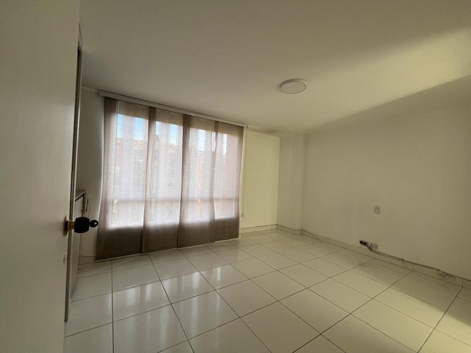 Apartamento de 3 alcobas en arriendo en El Poblado, Medellín, 101 m² · foto 9 de 16
