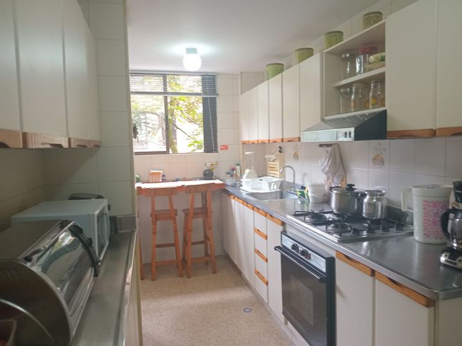 Apartamento de 3 alcobas en venta en El Poblado, Medellín, 140 m² · foto 9 de 19