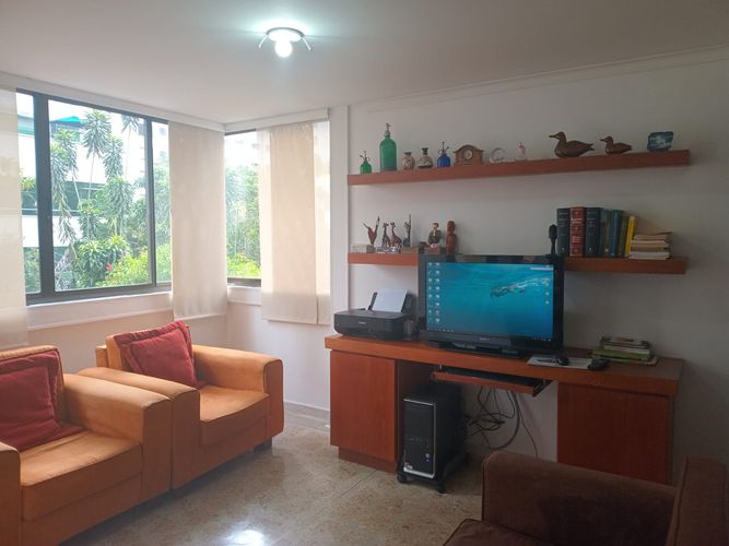 Apartamento de 3 alcobas en arriendo en El Poblado, Medellín, 140 m² · foto 10 de 19
