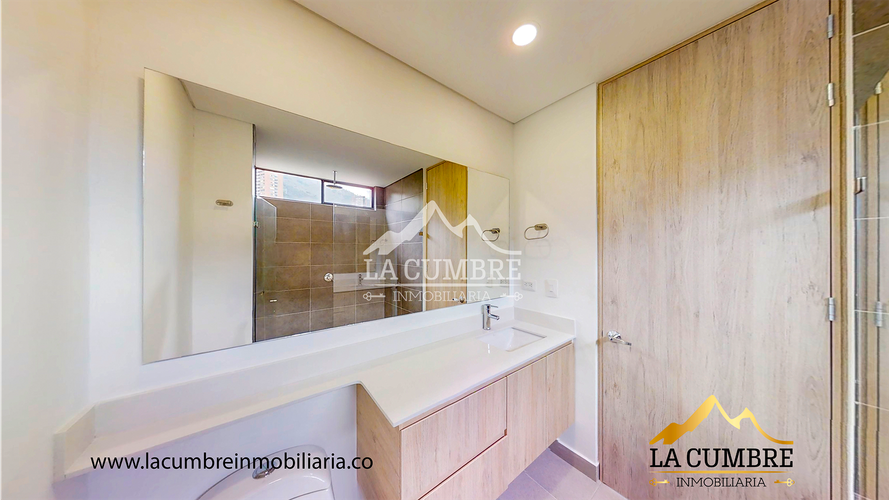 Apartamento de 3 alcobas en arriendo en La Calera, Medellín, 120 m² · foto 18 de 19