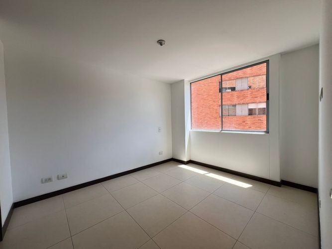 Apartamento de 2 alcobas en arriendo en Cumbres, Envigado, 85 m² · foto 11 de 15