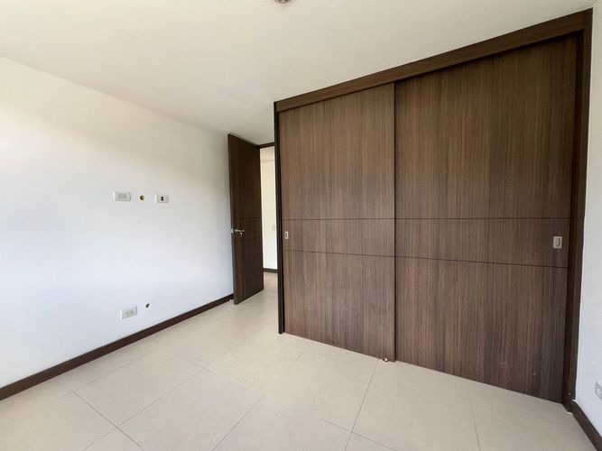 Apartamento de 2 alcobas en arriendo en Cumbres, Envigado, 85 m² · foto 12 de 15