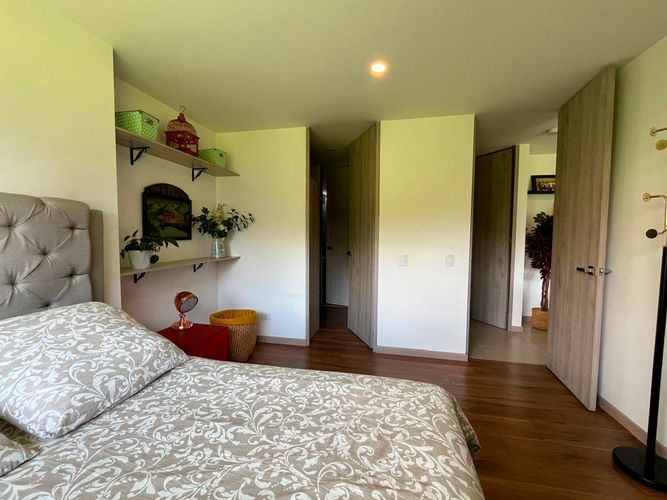 Apartamento en venta en El Poblado, Medellín · foto 7 de 11