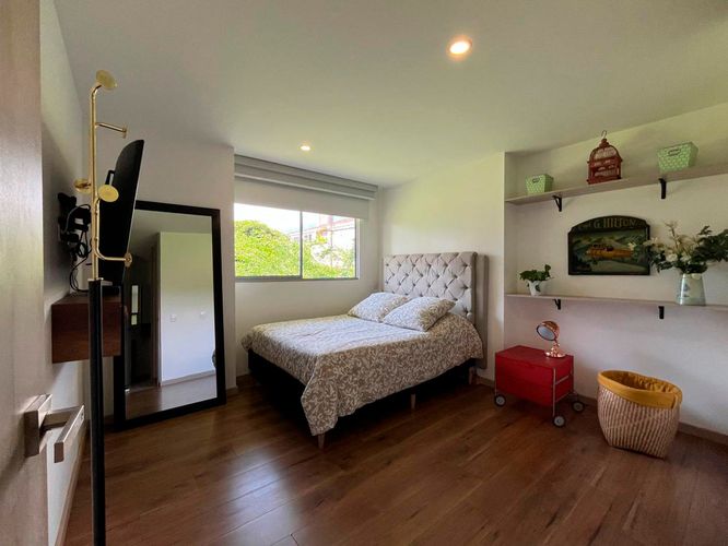 Apartamento en venta en El Poblado, Medellín · foto 8 de 11