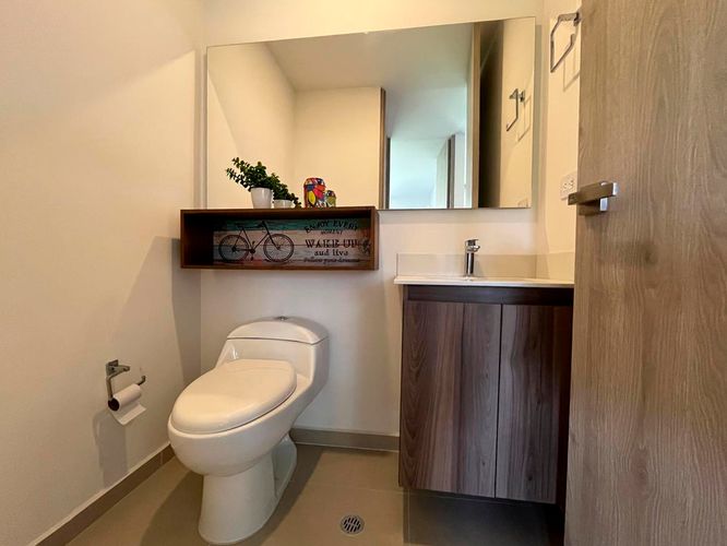 Apartamento en venta en El Poblado, Medellín · foto 9 de 11
