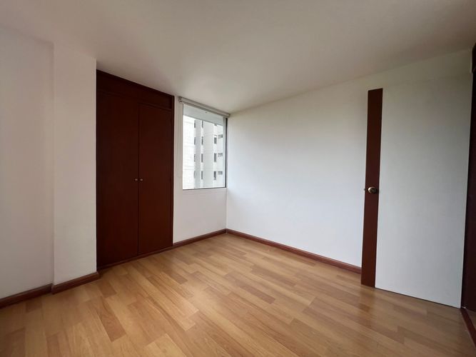 Apartamento de 3 alcobas en arriendo en El Diamante No. 2, Medellín, 75 m² · foto 5 de 18