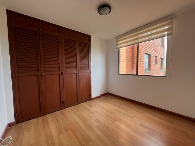 Apartamento de 3 alcobas en arriendo en El Diamante No. 2, Medellín, 75 m² · foto 13 de 18