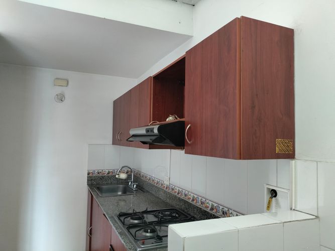 Apartamento de 2 alcobas en arriendo en El Poblado, Medellín, 73 m² · foto 4 de 18