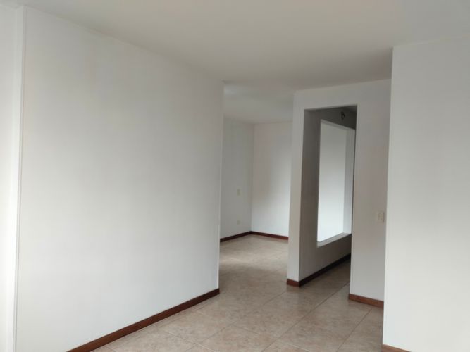 Apartamento de 2 alcobas en arriendo en El Poblado, Medellín, 73 m² · foto 8 de 18