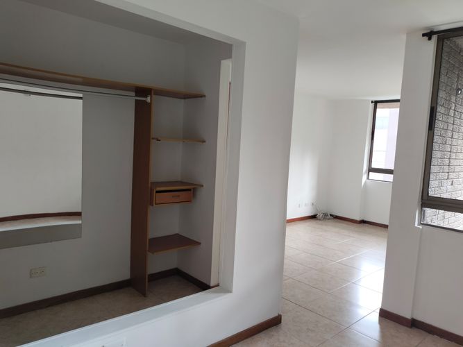 Apartamento de 2 alcobas en arriendo en El Poblado, Medellín, 73 m² · foto 9 de 18