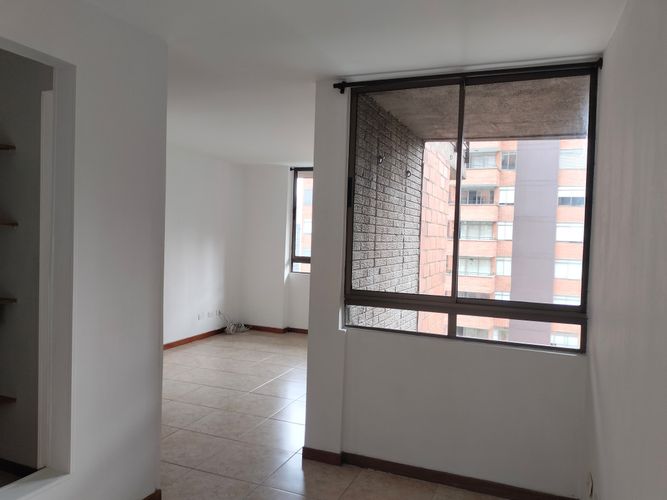 Apartamento de 2 alcobas en arriendo en El Poblado, Medellín, 73 m² · foto 13 de 18