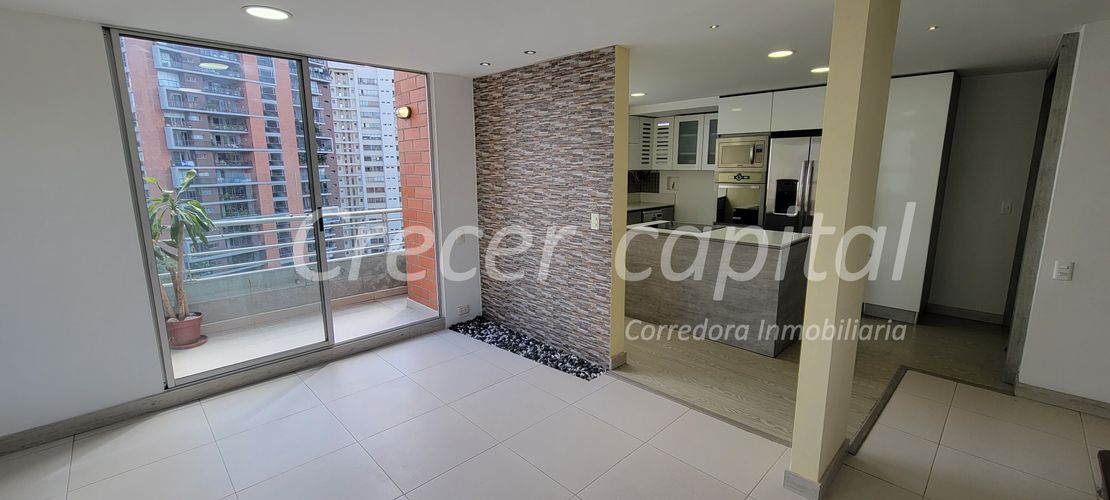 Apartamento de 3 alcobas en arriendo en Los Balsos, Medellín, 120 m² · foto 5 de 19
