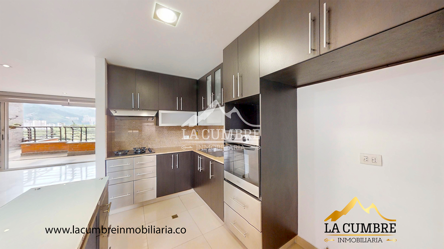Apartamento de 3 alcobas en arriendo en Santa Maria De Los Angeles, Medellín, 140 m² · foto 9 de 17
