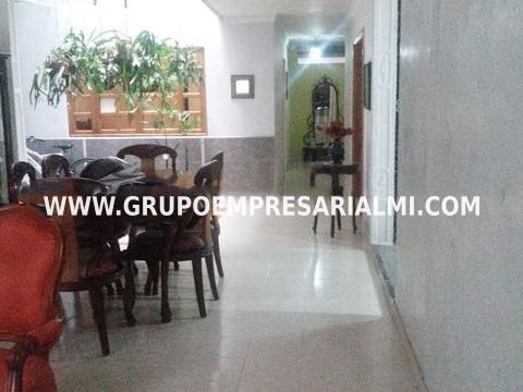 Apartaestudio for sale in Belén, Medellín 2