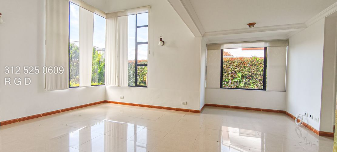 Casa de 3 alcobas en venta en Montana, Sopó, 779 m² · foto 10 de 24