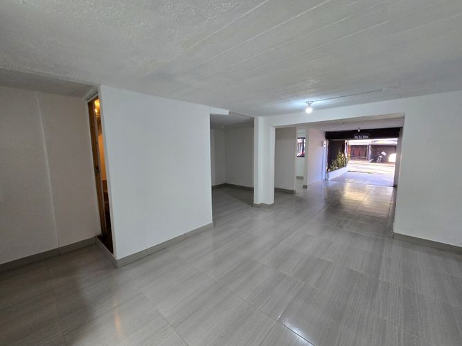 Local en venta en La Florida, Bello, 70 m² · foto 9 de 16