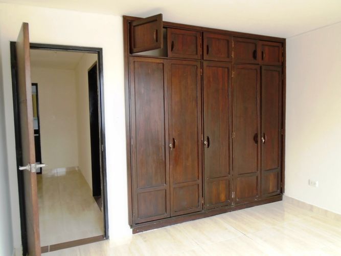 Apartamento de 2 alcobas en venta en Mejia Robledo, Pereira, 97 m² · foto 11 de 14