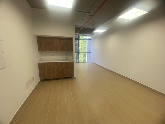 Oficina en arriendo en El Poblado, Medellín, 36 m² · foto 4 de 18