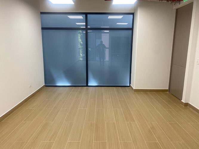 Oficina en arriendo en El Poblado, Medellín, 36 m² · foto 13 de 18