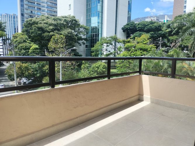 Apartamento de 3 alcobas en arriendo en La Aguacatala, Medellín, 140 m² · foto 17 de 17