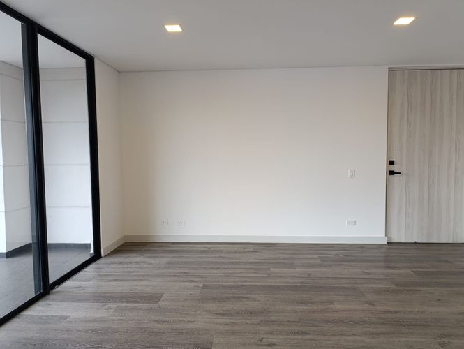 Apartamento de 2 alcobas en arriendo en El Poblado, Medellín, 110 m² · foto 10 de 20