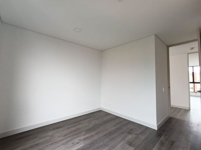 Apartamento de 2 alcobas en arriendo en El Poblado, Medellín, 110 m² · foto 17 de 20