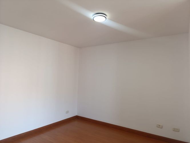 Apartamento de 3 alcobas en arriendo en El Poblado, Medellín, 175 m² · foto 8 de 20