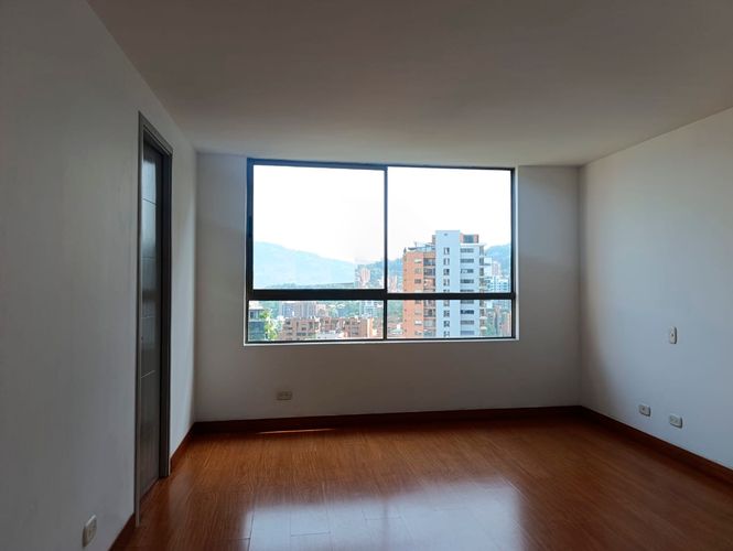 Apartamento de 3 alcobas en arriendo en El Poblado, Medellín, 175 m² · foto 15 de 20