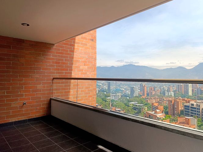 Apartamento de 3 alcobas en arriendo en El Poblado, Medellín, 175 m² · foto 20 de 20