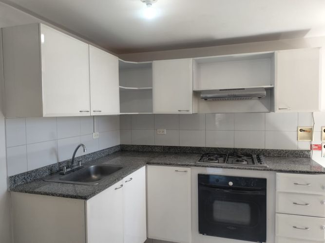 Apartamento de 3 alcobas en arriendo en Otraparte, Envigado, 120 m² · foto 4 de 17