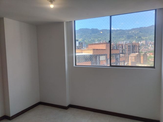 Apartamento de 3 alcobas en arriendo en Otraparte, Envigado, 120 m² · foto 13 de 17