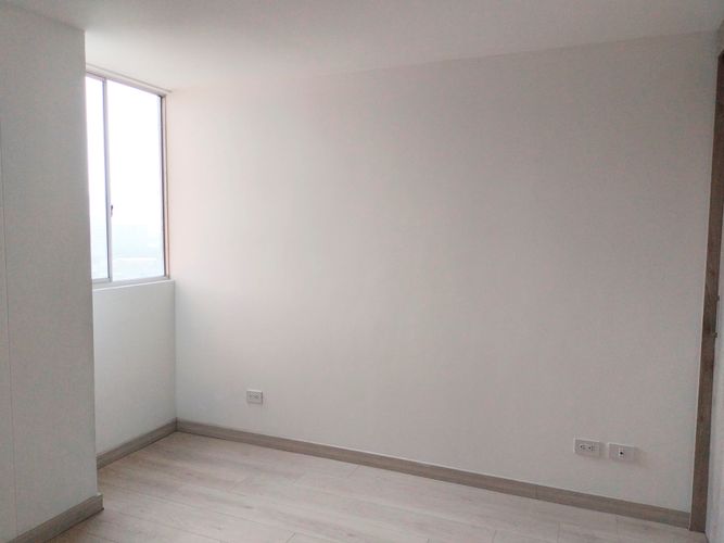Apartamento de 3 alcobas en arriendo en El Poblado, Medellín, 64 m² · foto 13 de 17