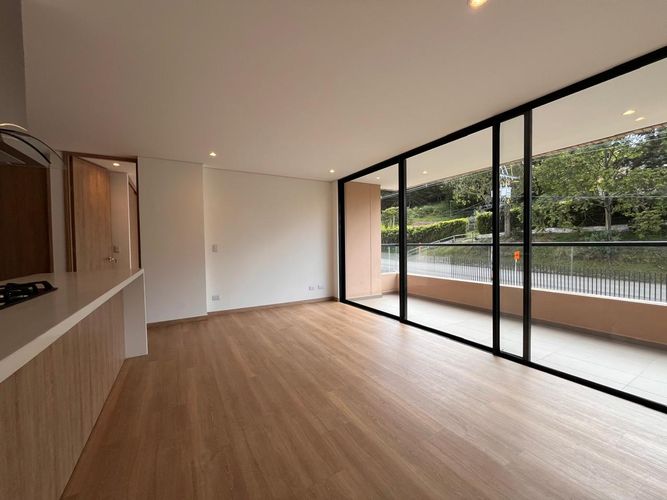 Apartamento de 2 alcobas en venta en El Retiro, 79 m² · foto 3 de 19