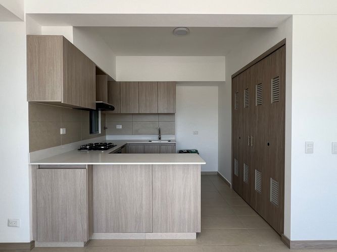 Apartamento de 3 alcobas en arriendo en Cabeceras De Llanogrande, Rionegro, 78 m² · foto 5 de 15