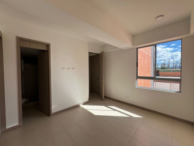 Apartamento de 3 alcobas en arriendo en Cabeceras De Llanogrande, Rionegro, 78 m² · foto 7 de 15