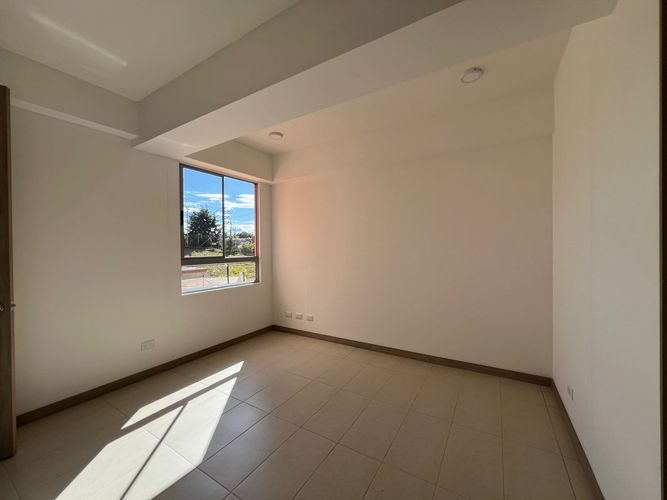 Apartamento de 3 alcobas en arriendo en Cabeceras De Llanogrande, Rionegro, 78 m² · foto 9 de 15