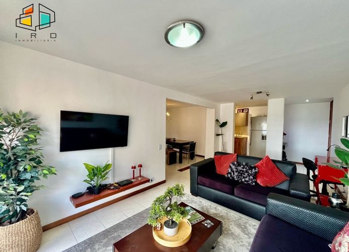 Apartamento de 2 alcobas en arriendo en Oviedo, Medellín, 75 m² · foto 2 de 18