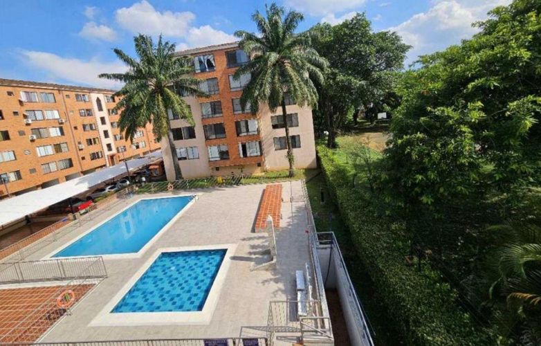 Apartamento de 3 alcobas en venta en El Limonar, Cali, 78 m² · foto 9 de 10