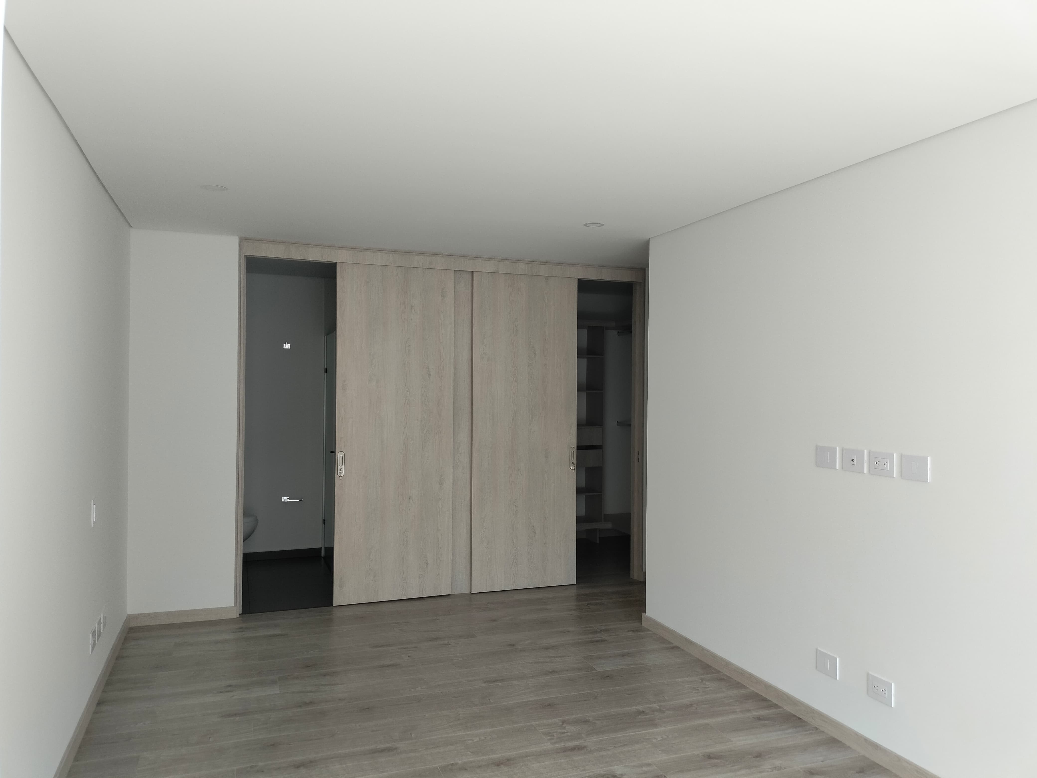 Apartamento en arriendo en El Poblado, Medellín · foto 11 de 16
