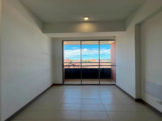Apartamento de 2 alcobas en arriendo en El Porvenir, Rionegro, 65 m² · foto 2 de 12