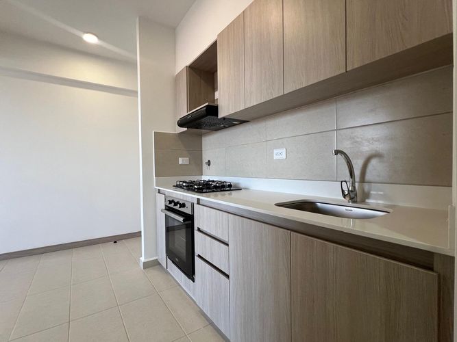 Apartamento de 2 alcobas en arriendo en El Porvenir, Rionegro, 65 m² · foto 6 de 12