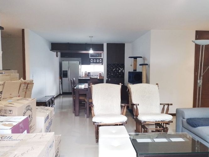 Apartamento de 3 alcobas en arriendo en El Poblado, Medellín, 160 m² · foto 2 de 18